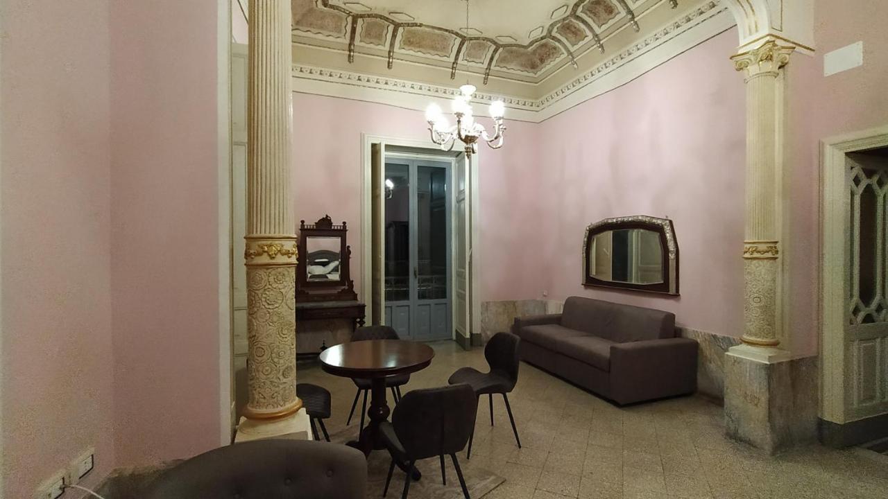 Palazzo Arcidiacono - Luxury Holidays 卡塔尼亚 外观 照片