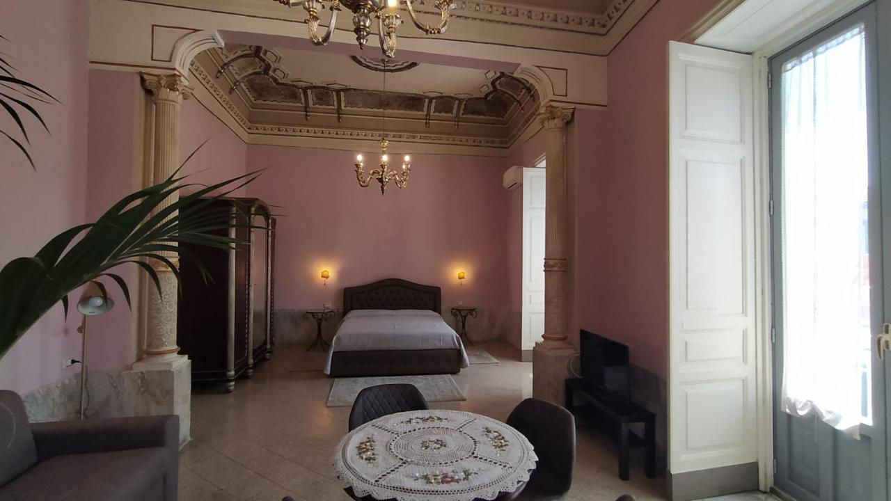 Palazzo Arcidiacono - Luxury Holidays 卡塔尼亚 外观 照片